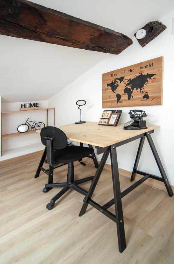Appartement Cosy Et Moderne En Plein Coeur Du Centre Ville Macon Luaran gambar