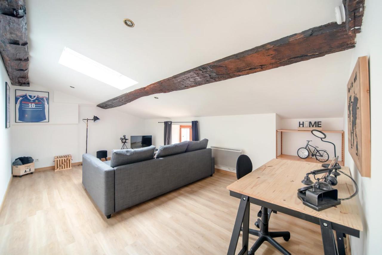 Appartement Cosy Et Moderne En Plein Coeur Du Centre Ville Macon Luaran gambar
