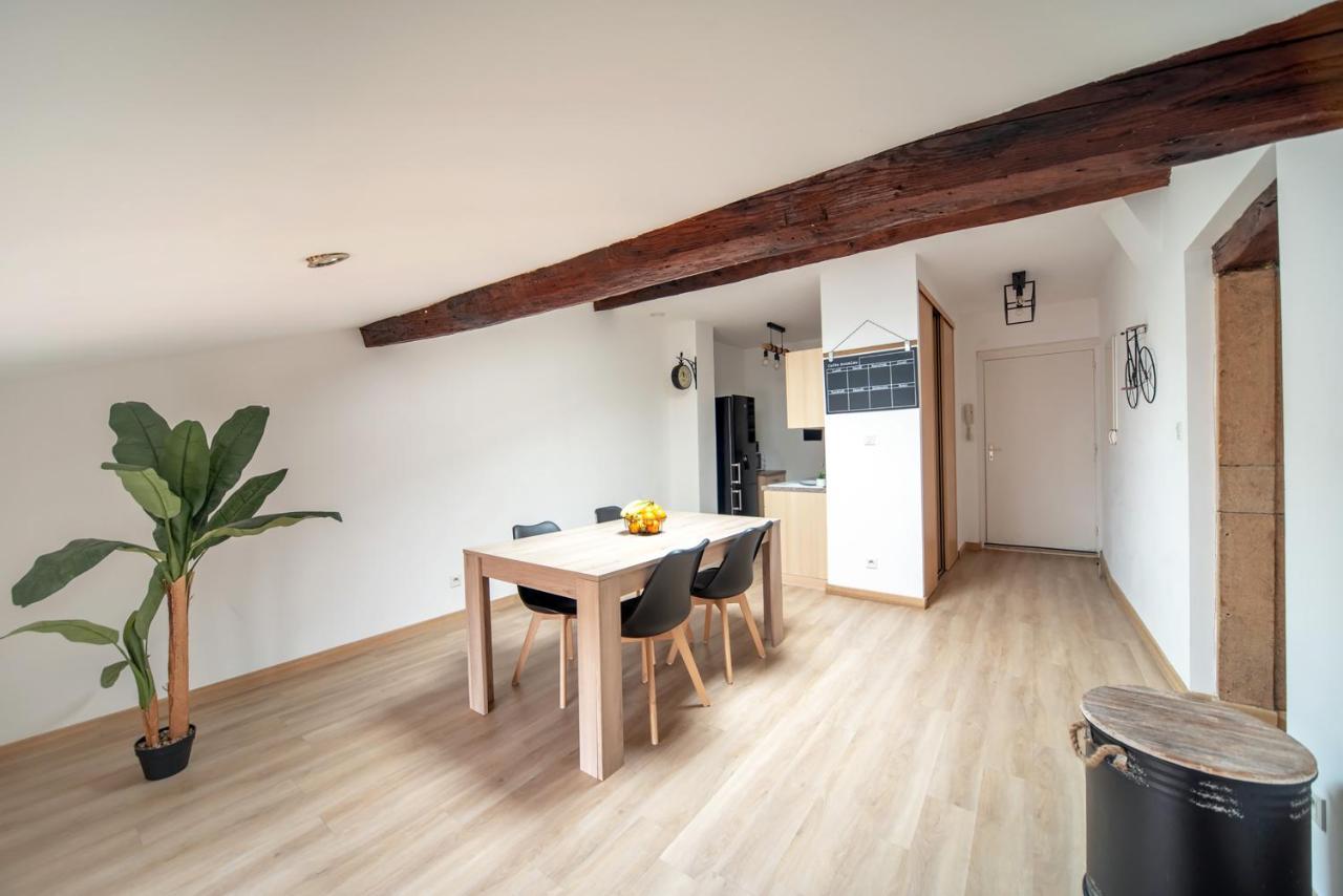 Appartement Cosy Et Moderne En Plein Coeur Du Centre Ville Macon Luaran gambar